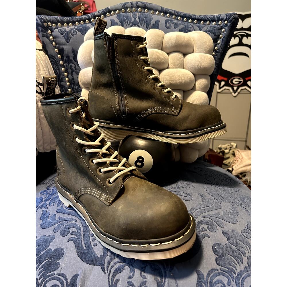 Dr Martens Dark Green Grey Suede Steel Toe size 9/EU 41
